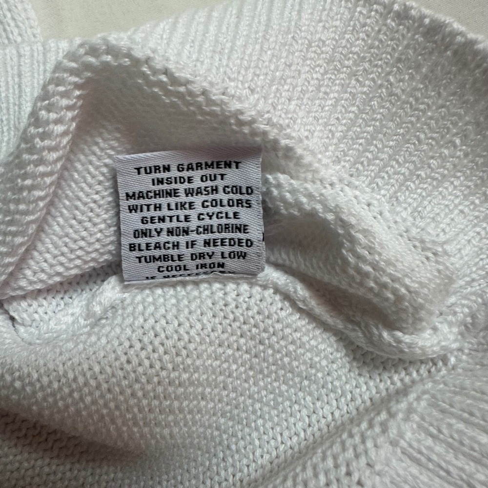 525 America Women's Knit Halter Top White Sleeveless Tie Back Small NWT A0886 - Picture 7 of 9